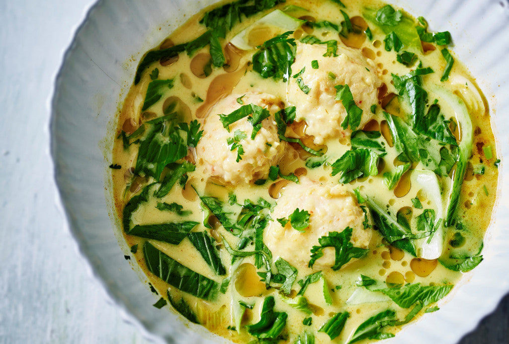 Cook Expert Recipe: Asian Broth with Prawn Dumplings
